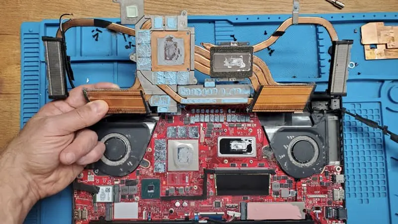 Laptop heatsink removed